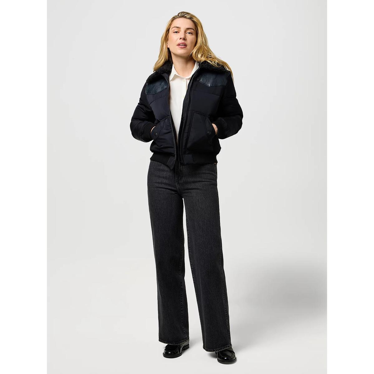 product/w/r/wrangler-112370812-black-6.jpg