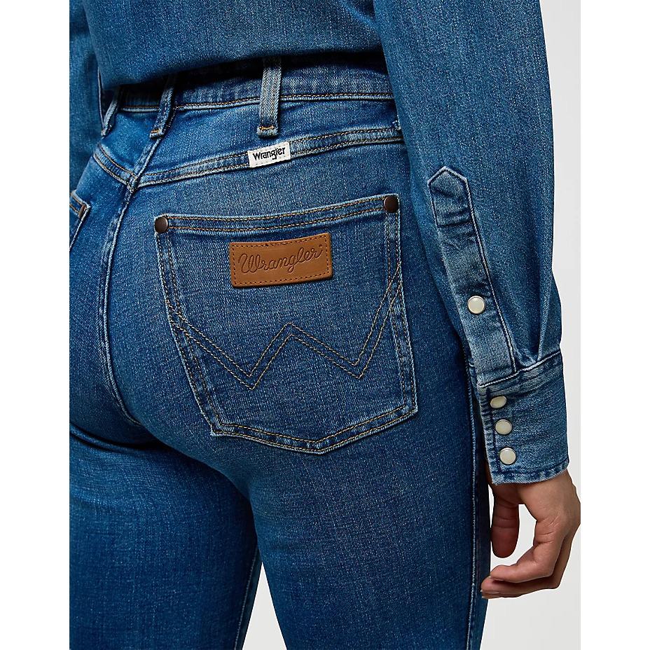 product/w/r/wrangler-112371166-cowboy-crest-7.jpg