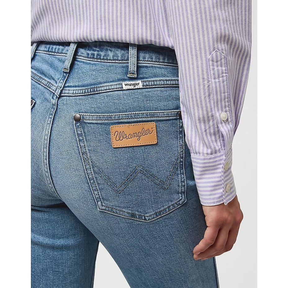 product/w/r/wrangler-112371169-indigo-valley-7.jpg