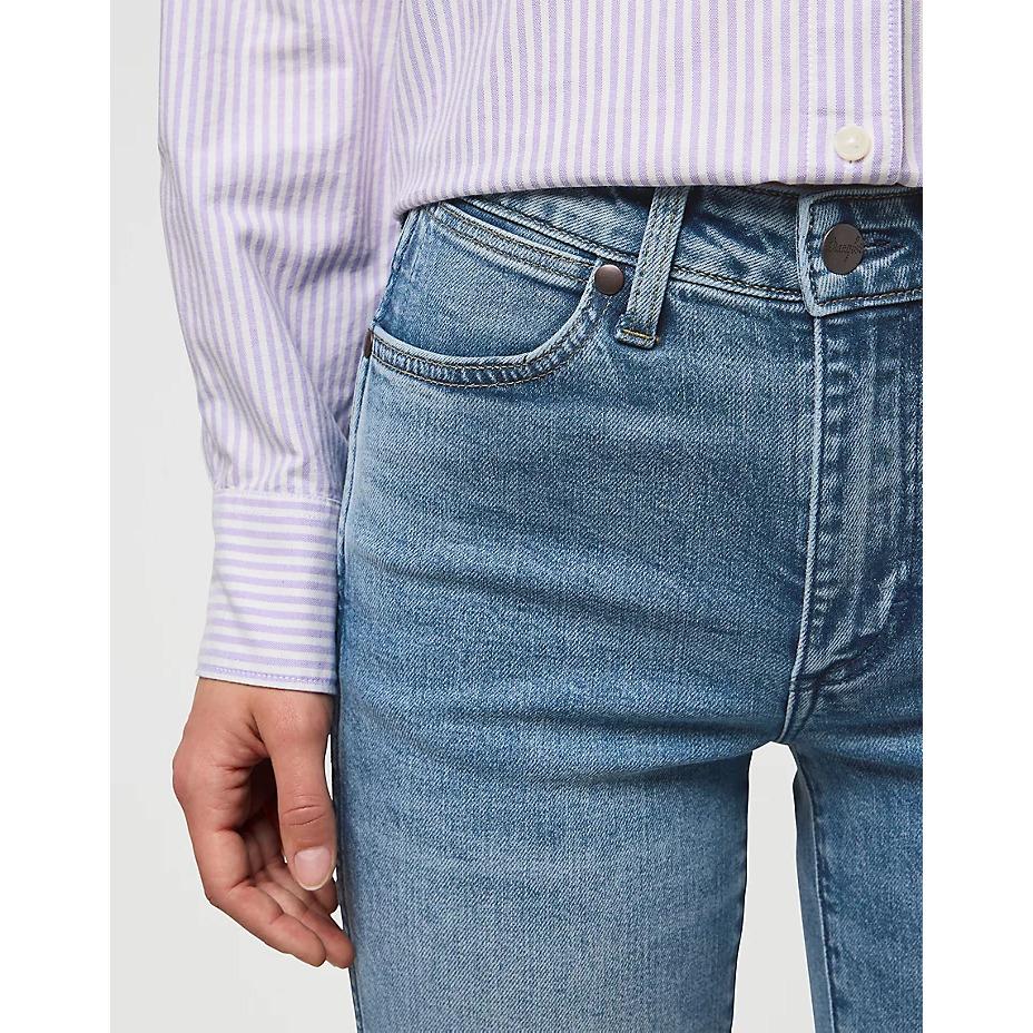 product/w/r/wrangler-112371169-indigo-valley-9.jpg