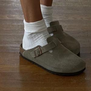 Clogs