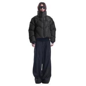 qw573-1-women-s-down-jacket-krakatau-narwaru-black