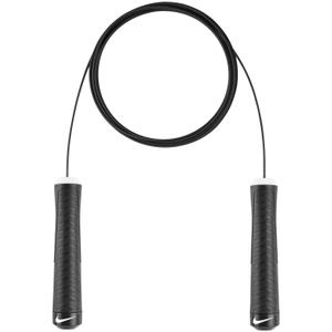 n1000751-010-skipping-rope-nike-fundamental-black-white-one-size
