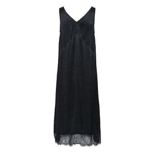 product/s/o/soaked-in-luxury-30408590-194008-black-2.jpg