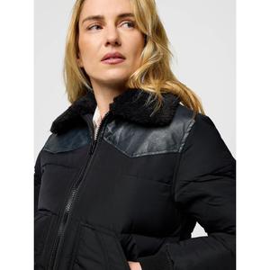 product/w/r/wrangler-112370812-black-8.jpg